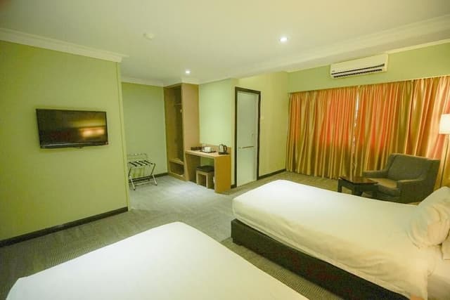 Deluxe Room, 2 Twin Beds