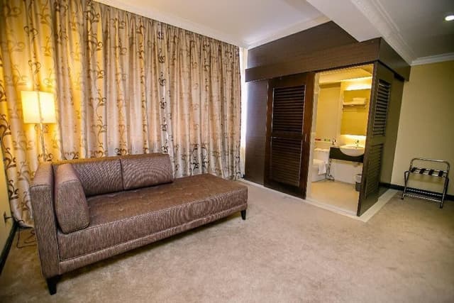 Premier Room, 1 King Bed