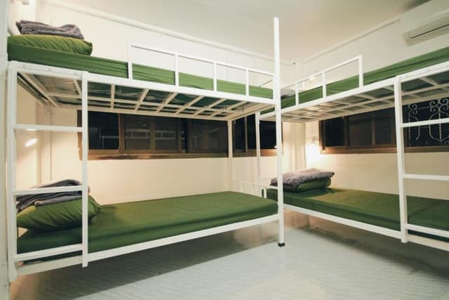 6-Bed Mixed Dormitory Room