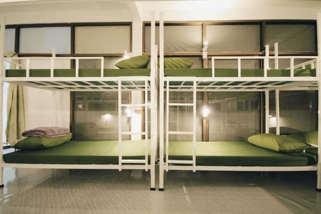 10-Bed Mixed Dormitory Room