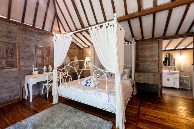 One Bedroom Heritage Villa
