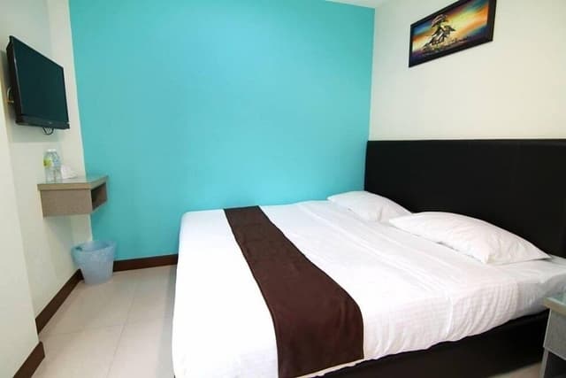 Standard Room, No Windows