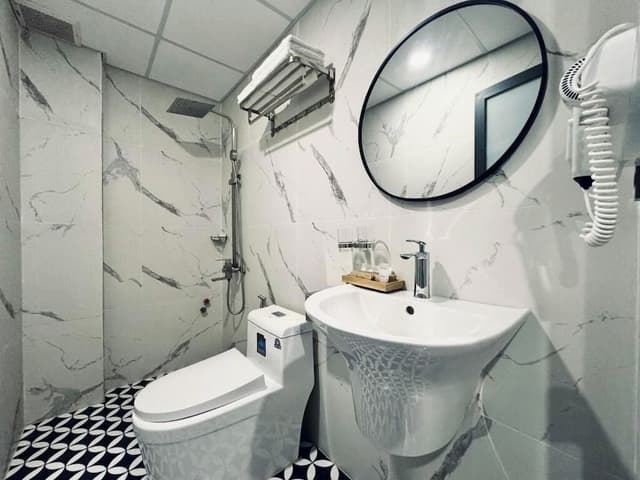 Deluxe Double or Twin Room