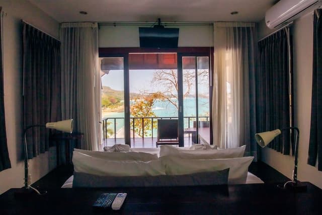 Balcony Sea View (N-Zone)