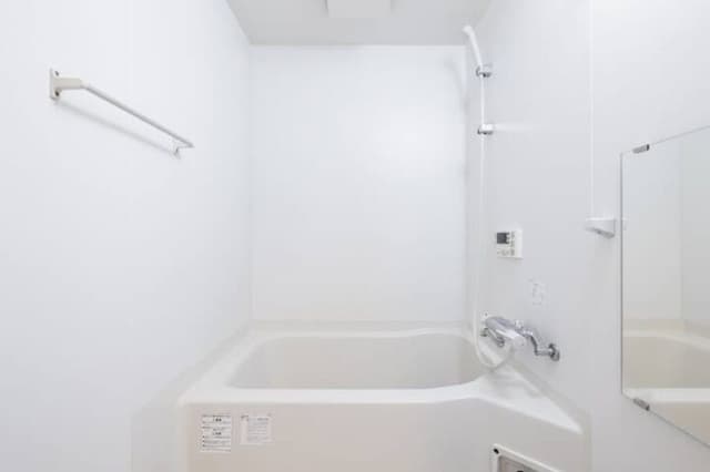 Basic Double or Twin Room, Shared Bathroom