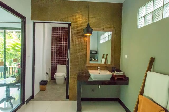 Deluxe Villa, 1 King Bed, Garden View, Garden Area