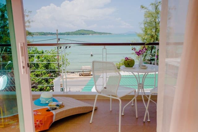 Oceanfront Premier Two-Bedroom Suite