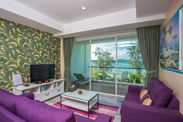 Deluxe Oceanfront Premier Two-Bedroom Suite