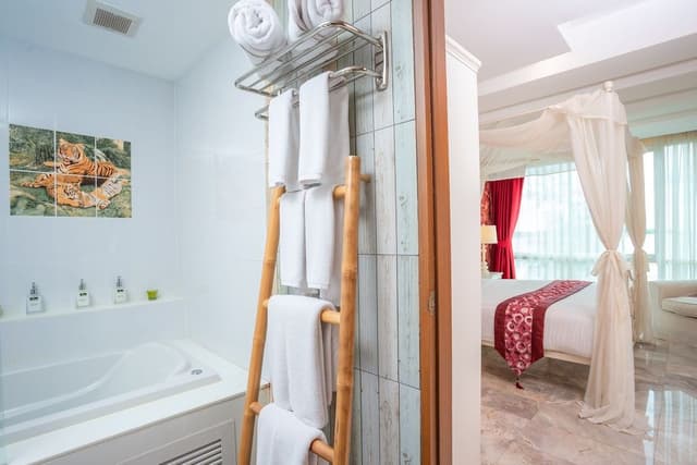 Oceanfront Premier Two-Bedroom Suite