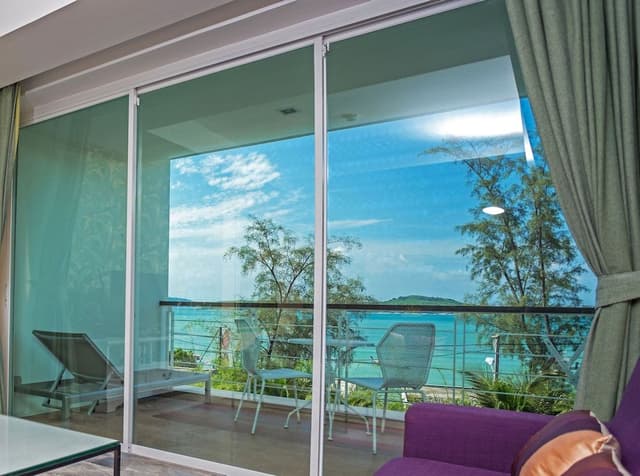 Deluxe Oceanfront Premier Two-Bedroom Suite