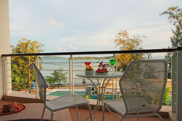 Oceanfront Premier Two-Bedroom Suite