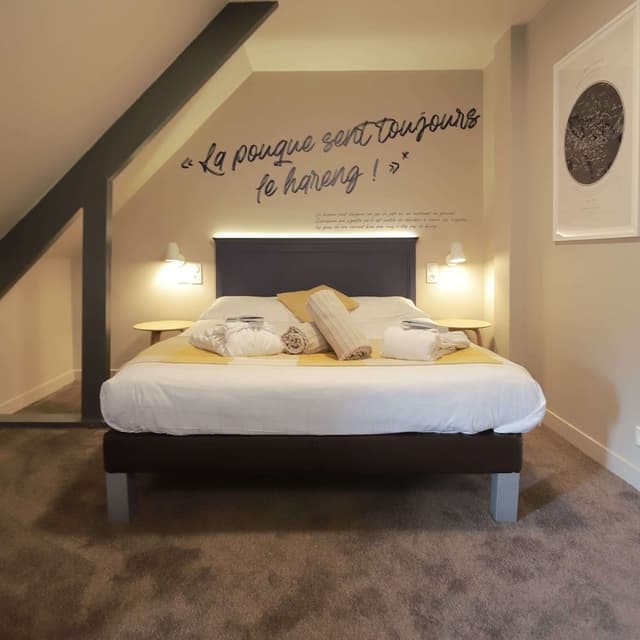 Double Room, Normandy Bridge view