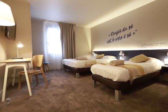 Triple Room