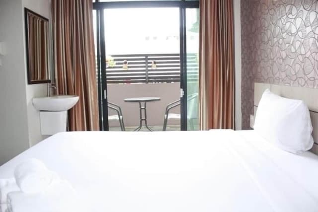 Superior Room, 1 King Bed