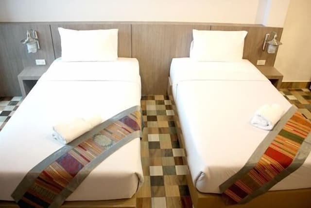 Standard Twin Room
