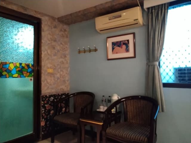 Basic Double Room (Rose)