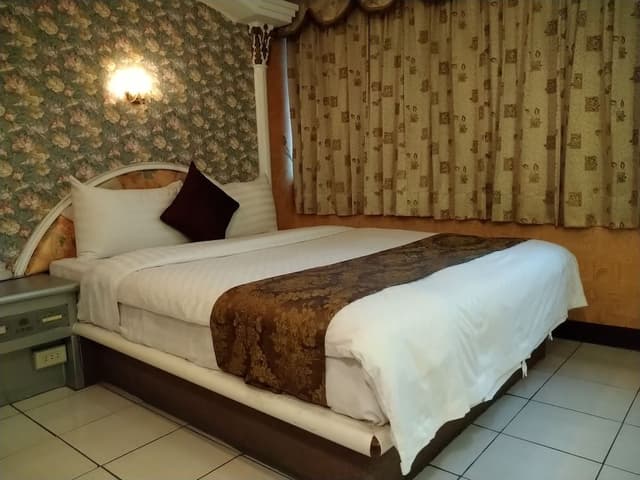 Business Double Room