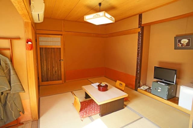 Japanese Style Twin Room, River View