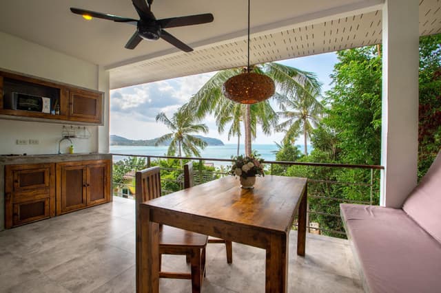 Beach Suite with Sea View