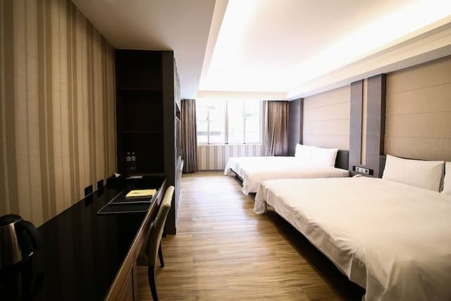 Deluxe Quadruple Room