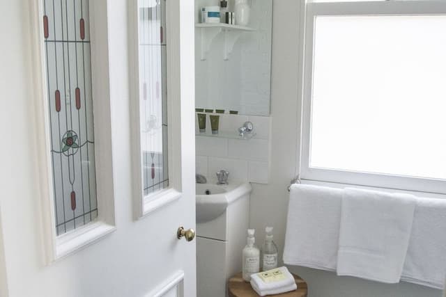 William Henty Suite