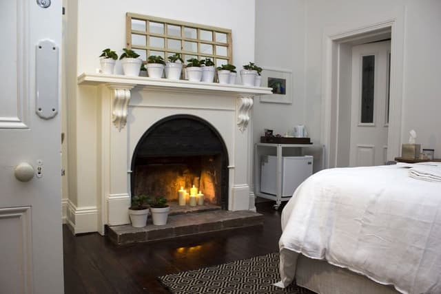 William Henty Suite