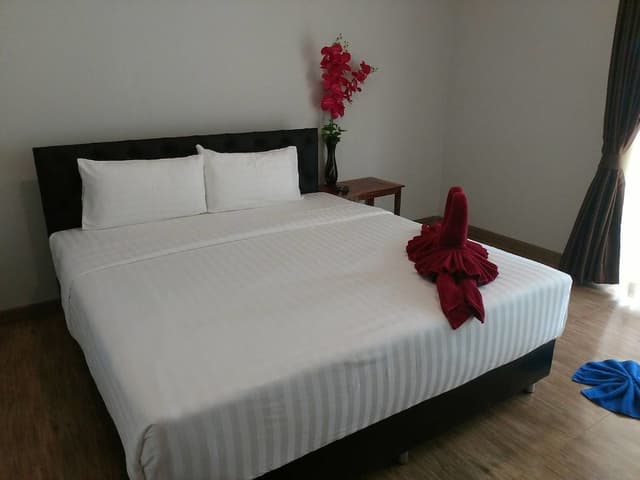 Deluxe Double Room, 1 Double Bed, Garden View, Ground Floor