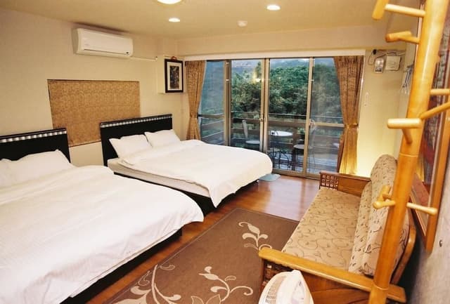 Family Room, 2 Double Beds (A)