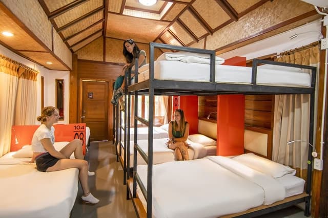 1 Bed In Standard 8 Bed Female Dorm