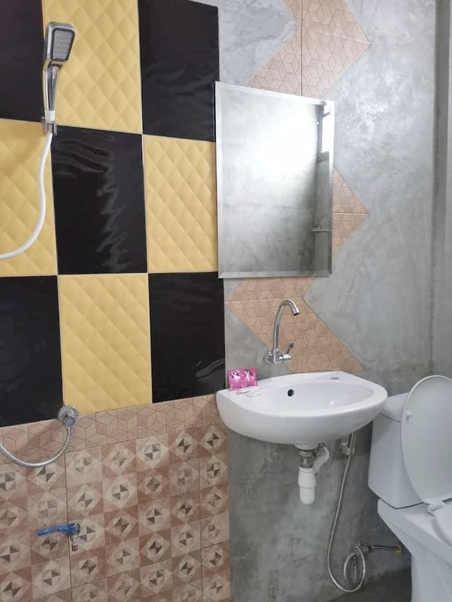 Economy Room with Air Con and Balcony