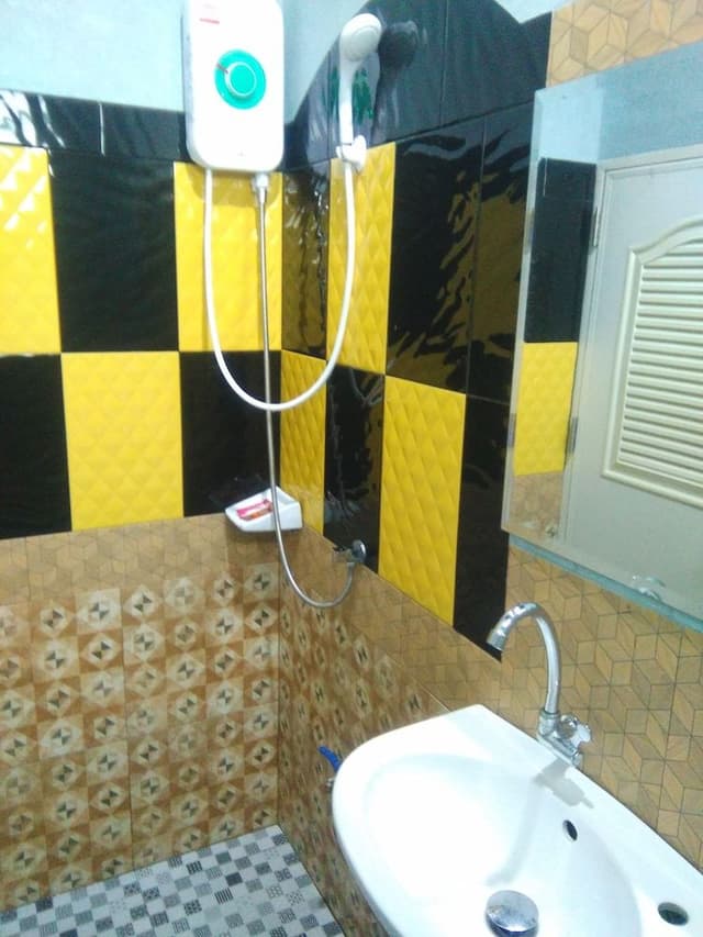 Economy Room with Air Con and Balcony