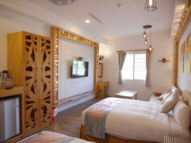Club Quadruple Room