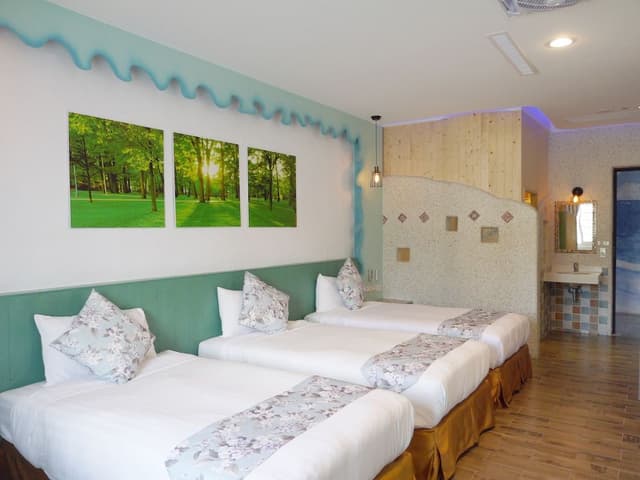 Triple Room