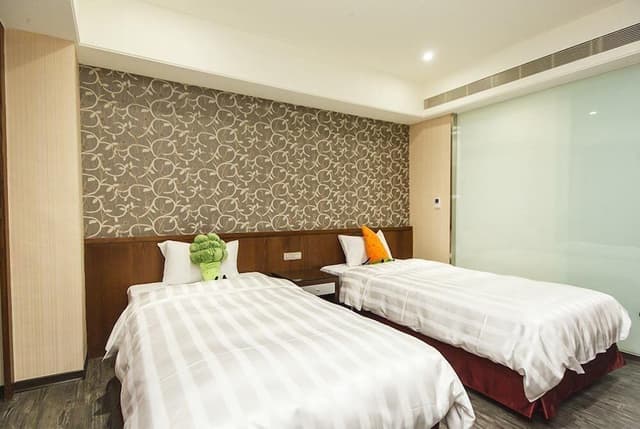 Standard Twin Room
