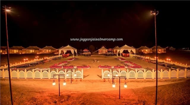 Royal Luxury Tent A/C