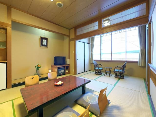 Room (Selected at Check-In)