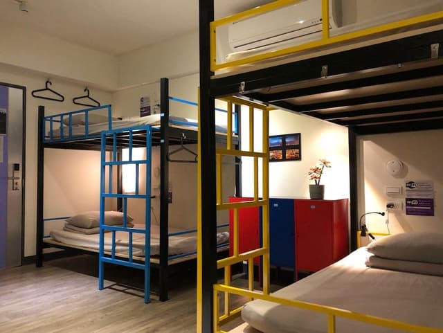 Deluxe Shared Dormitory, Women only