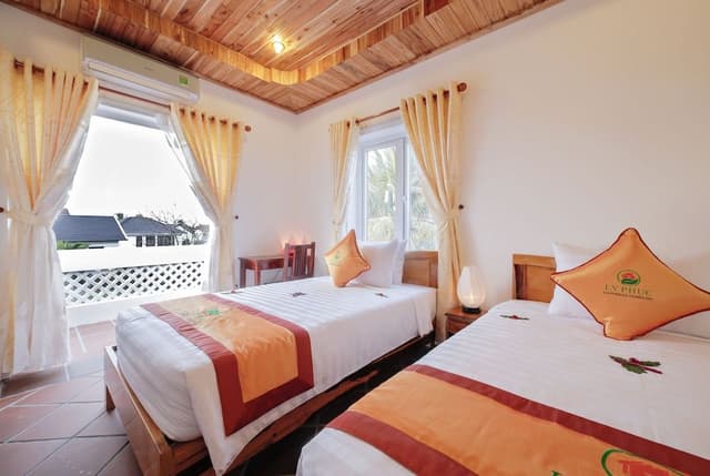 Deluxe Double or Twin Room