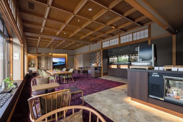 Mizuho Western Room with Open Air Bath, Mt. Fuji View [With Yamanshi Wine Lounge Access]