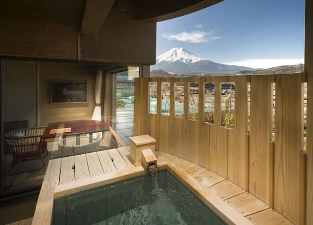 Asumi B Western Room with Open Air Bath, Mt. Fuji View [With Yamanshi Wine Lounge Access]