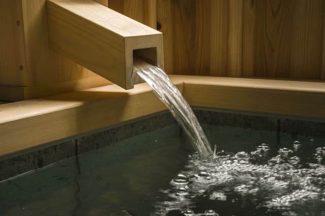 Mizuho Western Room with Open Air Bath, Mt. Fuji View [With Yamanshi Wine Lounge Access]