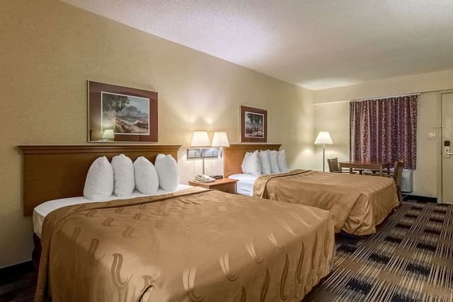 Standard Room, 2 Queen Beds, Non Smoking