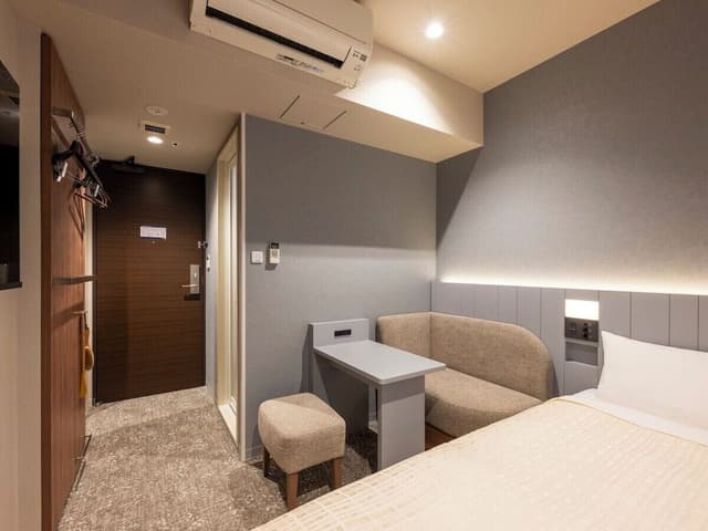 [Renovated] Double Non-Smoking 1 Pax (Room size 12 SQM, Bed width 140 cm)