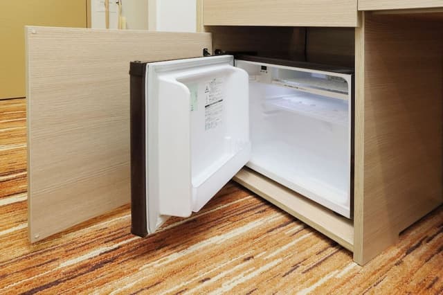 [Renovated] Twin Room Non-Smoking (Room size 16 SQM, Bed width 120 cm)