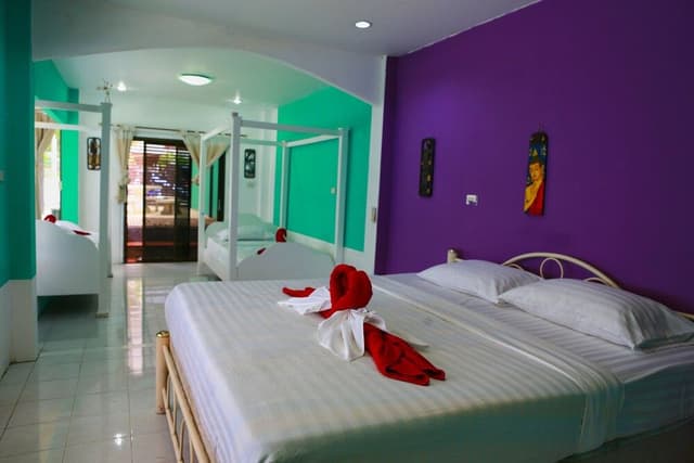 Family Room, Multiple Beds