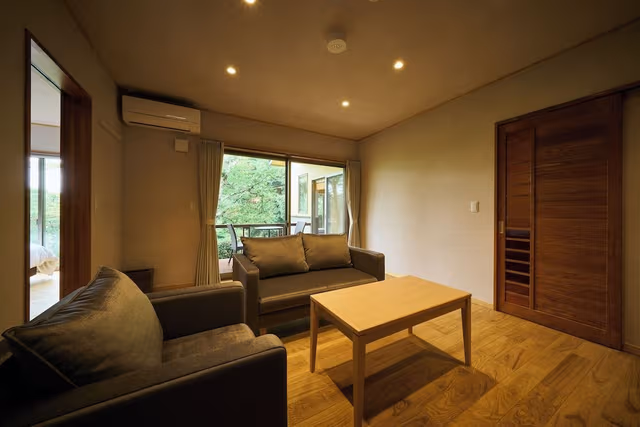 Executive Sakura Western Triple Room