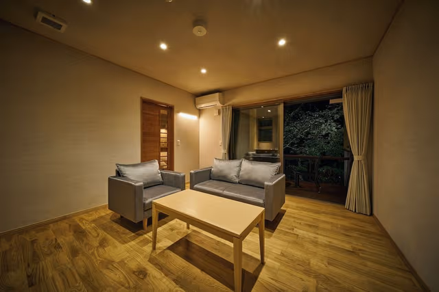 Executive Sakura Western Triple Room