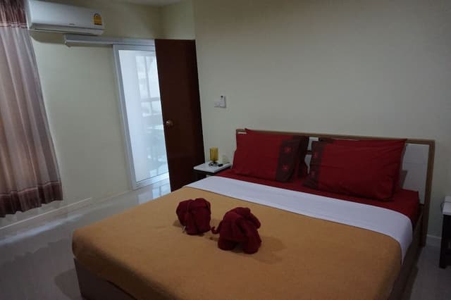Studio One Bedroom with Kitchenette