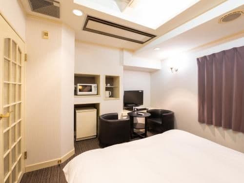 Double Room A - Non-Smoking