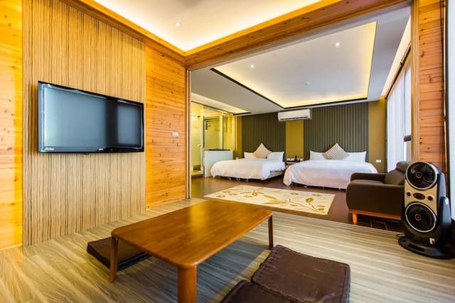 Panoramic Quadruple Room, 2 Queen Beds, Ensuite
